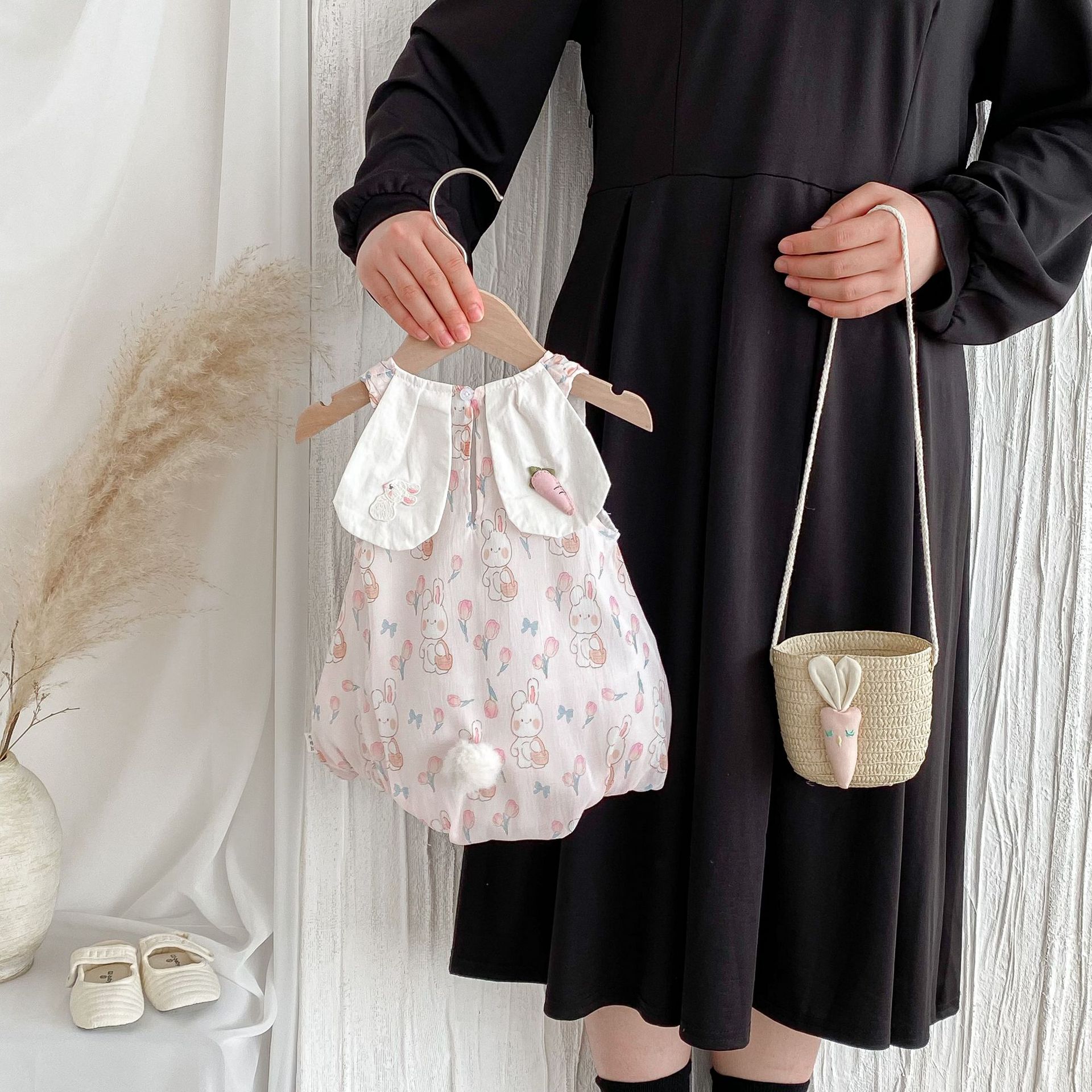 Ins2025 Baby Girl Pink Rabbit Dress Baby Summer Dress Cute Super Cute Rabbit Ears Bag Fart Clothing Cross-Border