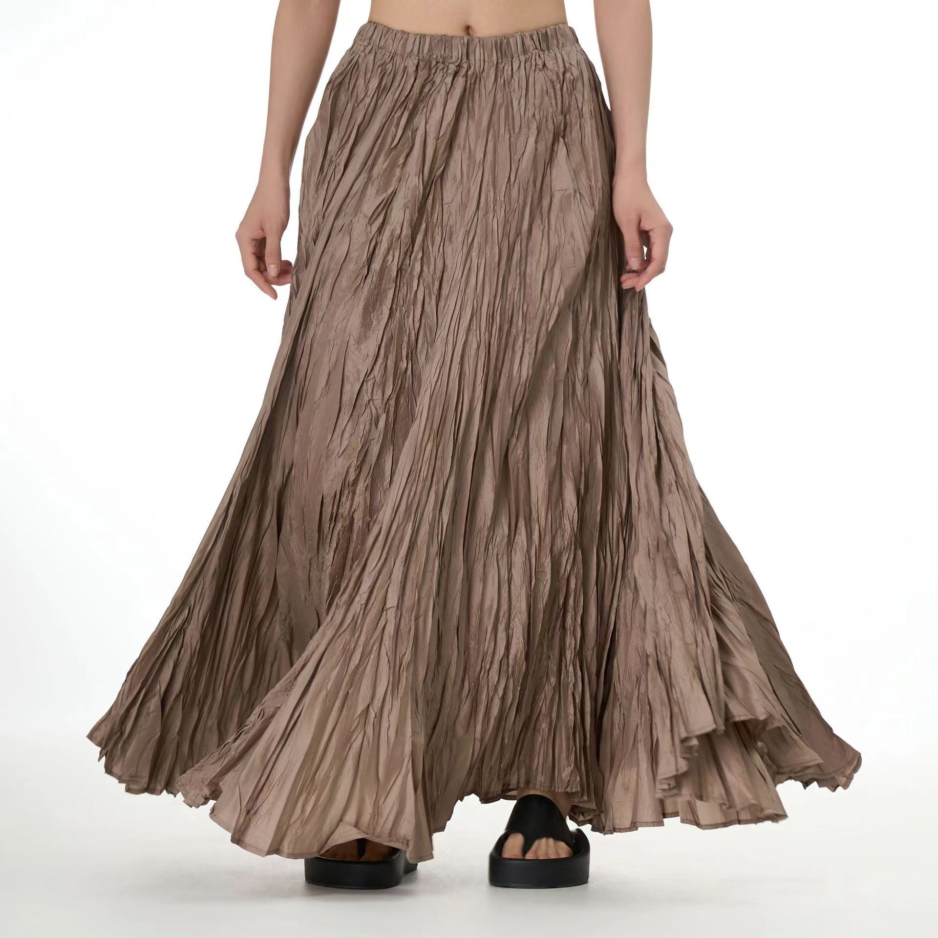 Picture of European and American Simple Crumpled Skirt 2024 Autumn and Winter New Fashion Brand Women's Fashion All-match Oversize Skirt