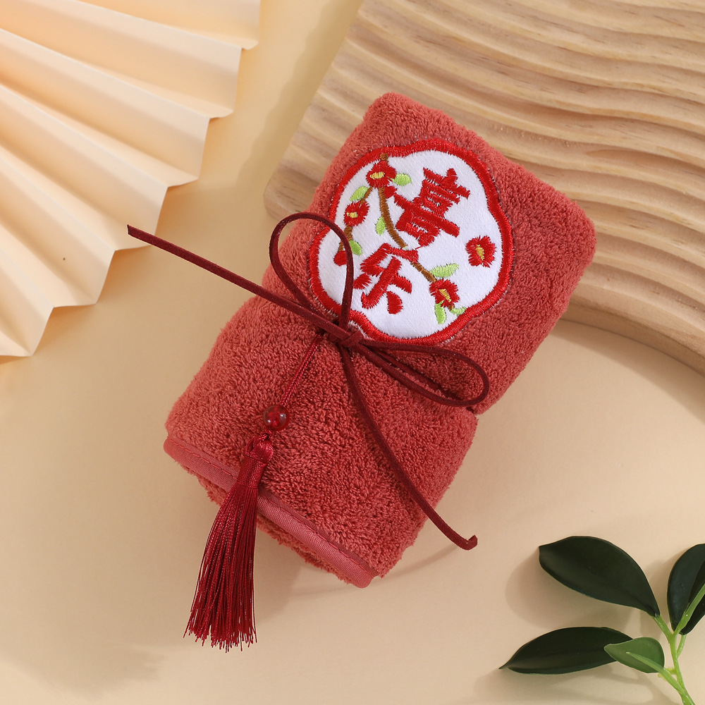 Picture of 2024 New Embroidered Tassel Towel Bridesmaid Accompanying Gift Wedding Gift High-end Embroidered Guofeng Towel