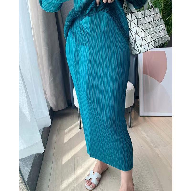 Pleated Stretch Skirt Spring and Summer 2024 New Hip-covering Long Skirt Slimming Look Pencil Miyake Skirt Mid-length