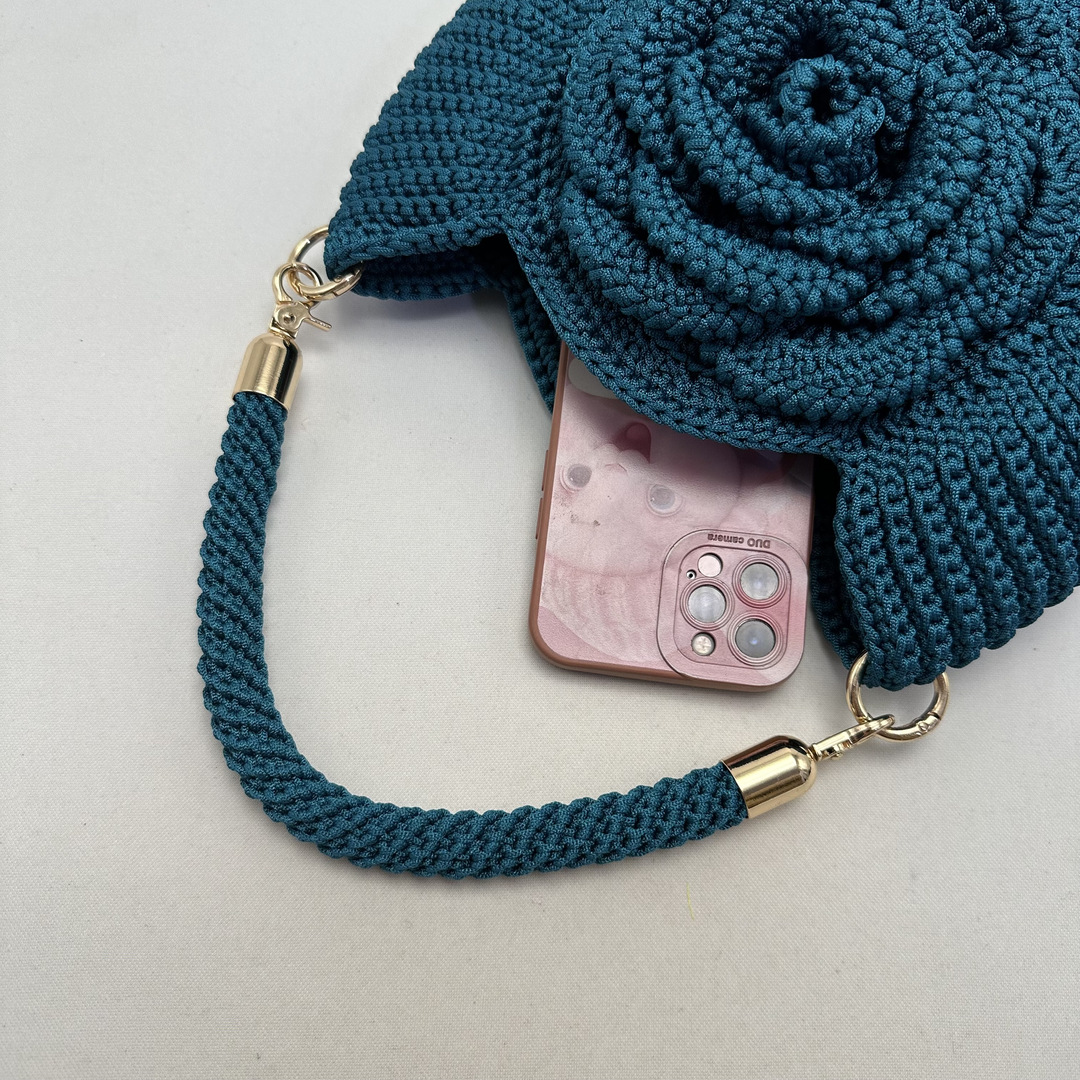 Picture of Spring and Summer peony hand bag crocheted material package ice hemp thread