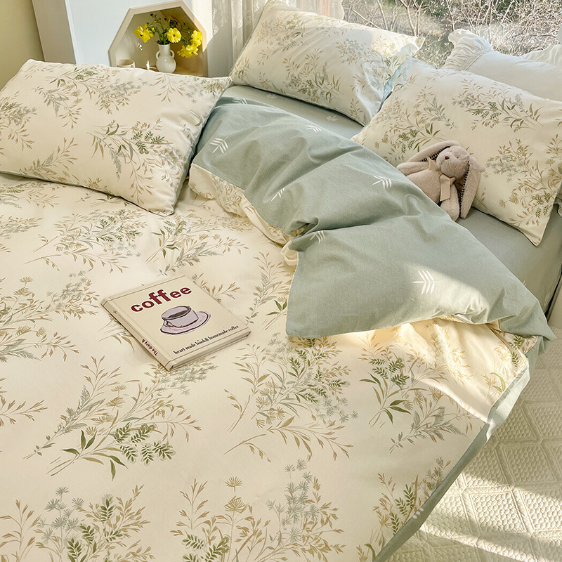Picture of 2025 New Spring & Fall 60 Small Floral Cotton Four-Piece Set Ins Style Pure Cotton Dormitory Bed Bed Sheets Quilt Cover Three-Piece Set