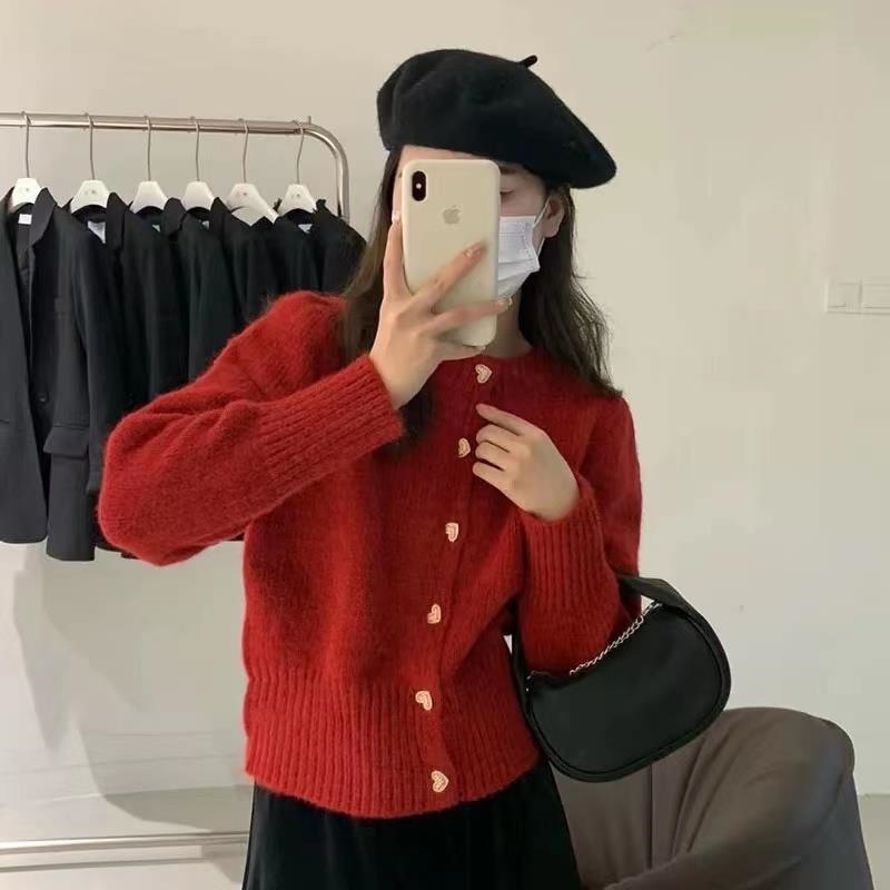 Picture of Sweater Coat Women's Autumn New Korean Style Gentle Long Sleeve Love Buckle Short Loose Knitted Cardigan Top Trendy