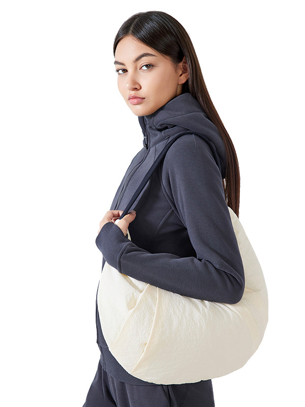 Picture of New Large-Capacity Women's Shoulder Bag Dumpling Bag Crescent Bag Sports Fitness Versatile Ultra-Light Yoga Bag Daw170
