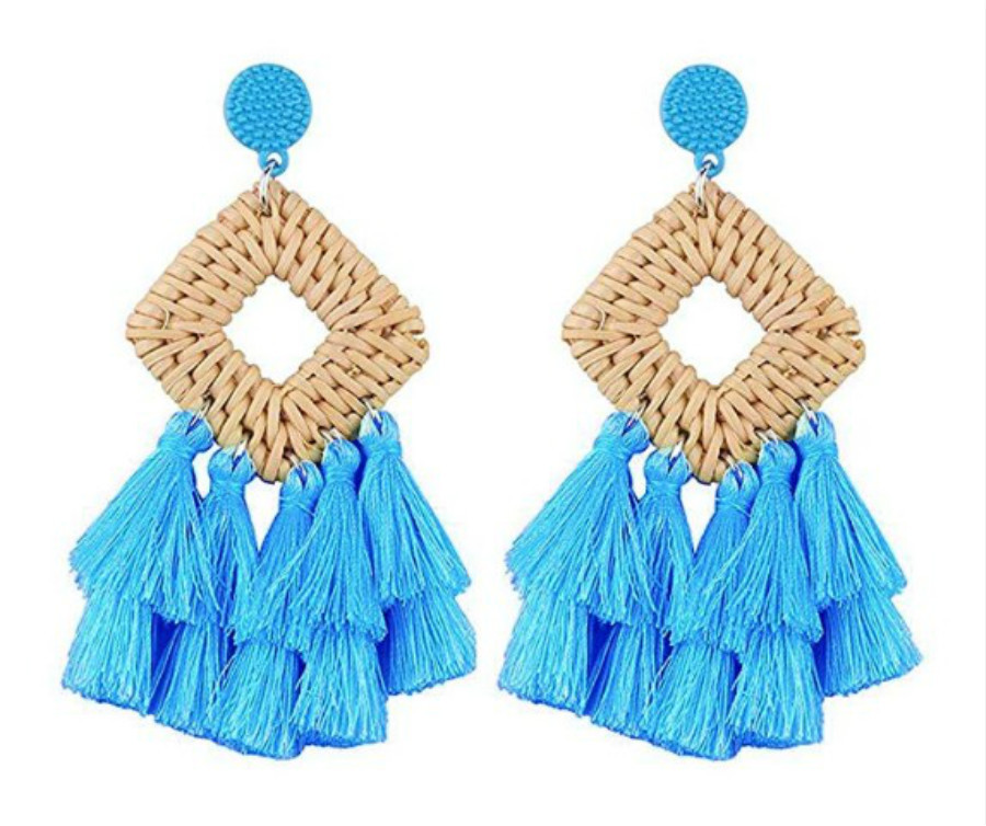 Picture of European and American Cross-Border Amazon Hollow Square Tassel Earrings, Fashionable Retro Personality Geometric Rattan Set Earrings