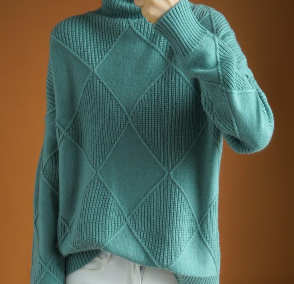 Picture of Personalized Turtleneck Knitwear for Women, Loose Rhombus Lazy Style Knitwear, Autumn and Winter Long-Sleeved Outer Wear, Korean Style Western-Style Bottoming Shirt