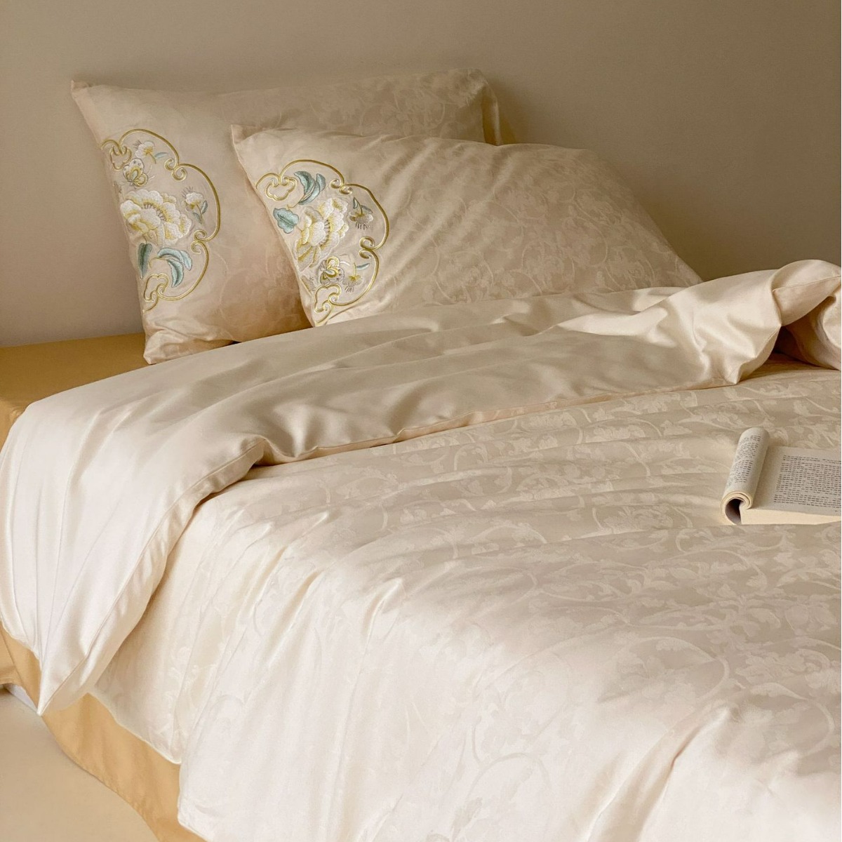 High-end Light Luxury Chinese-style 120 Pure Cotton Four-piece Set Long-staple Cotton Jacquard Soft Skin-friendly Four-season Bed