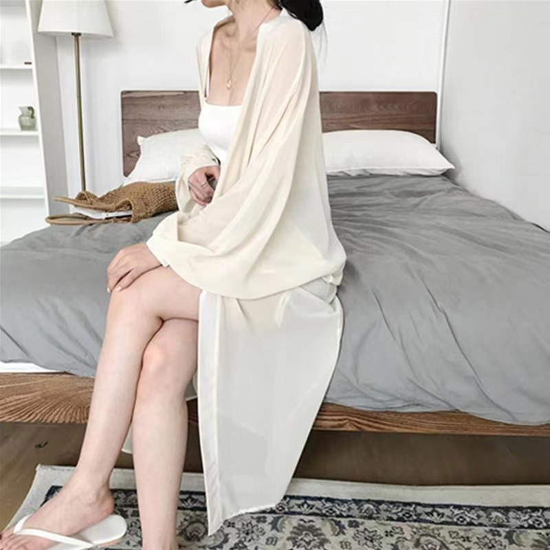 Picture of Long Bat-Sleeved Sun Protection Shirt for Women, Loose Summer Solid Color Outer Cardigan, Thin Coat, Shawl, Long-Sleeved Sun Protection Shirt
