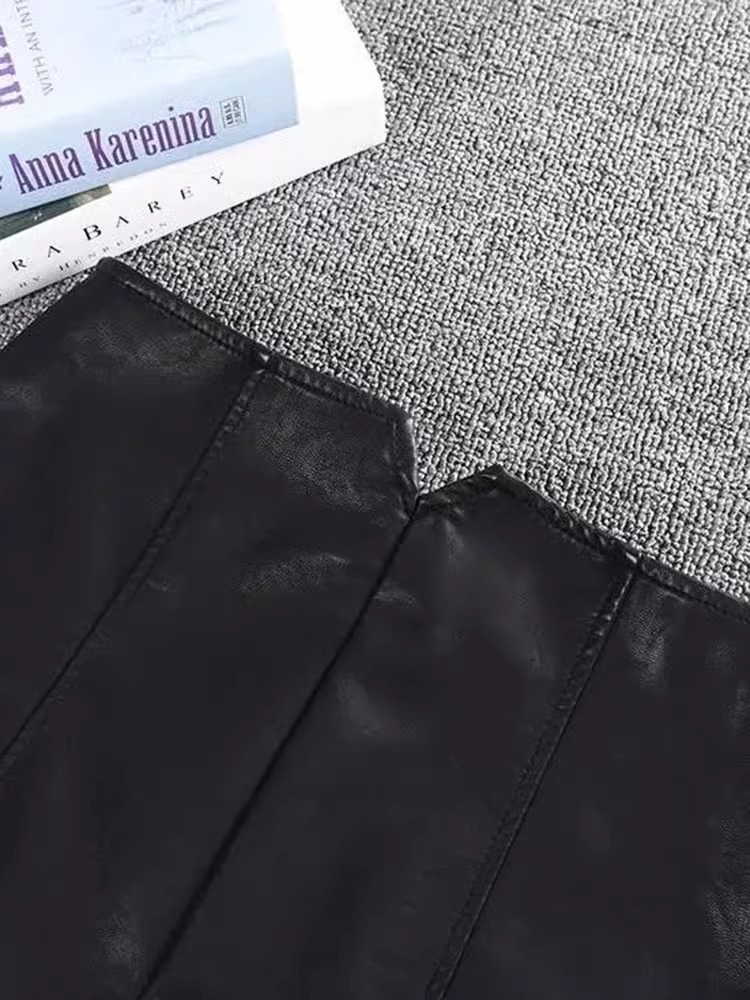 Picture of 2023 New Autumn and Winter Women's Black High-Waisted Slimming Wide-Leg A-Line Pu Leather Hot Pants with Zipper Design