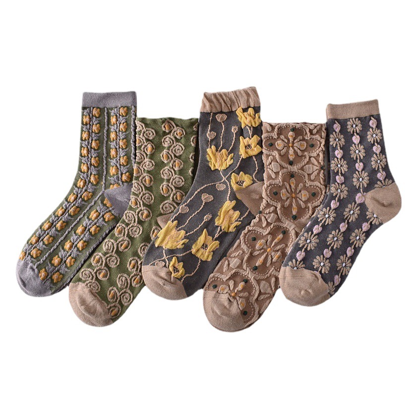 Liaoyuan Jiao Brand Cotton Socks Retro Palace Three-dimensional Relief Socks Women's Mid-barrel ins Trendy All-match Autumn and Winter Sweet