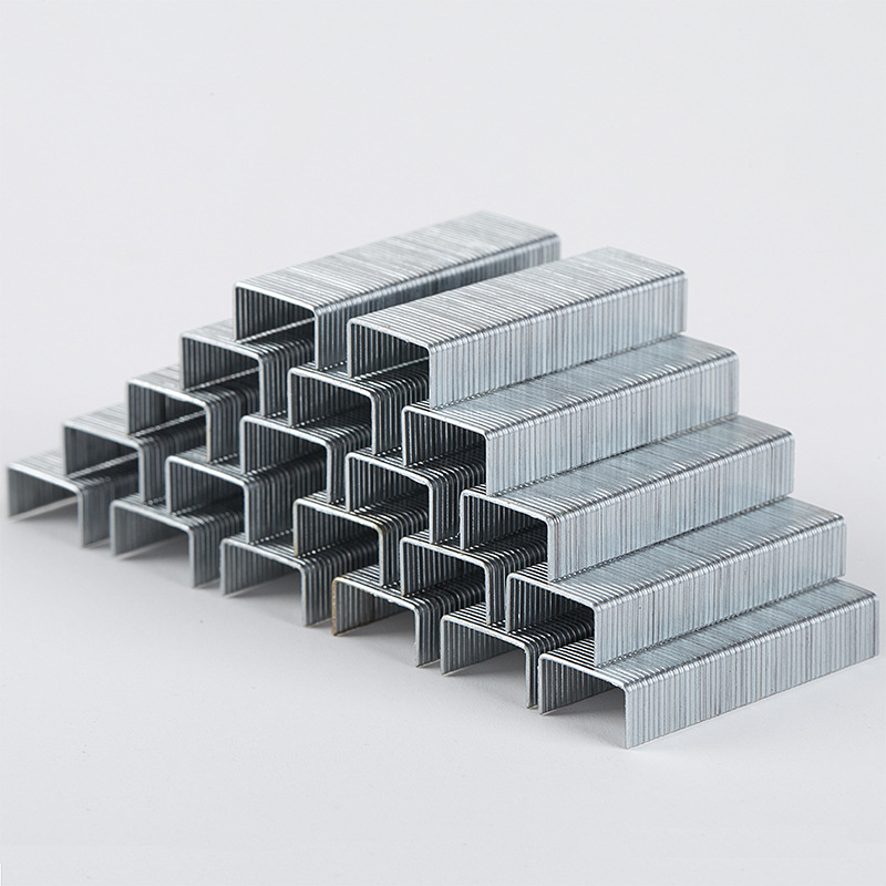 Picture of Deli stationery 0012 staples unified 12 staples 24/6 staples regular staples stationery wholesale