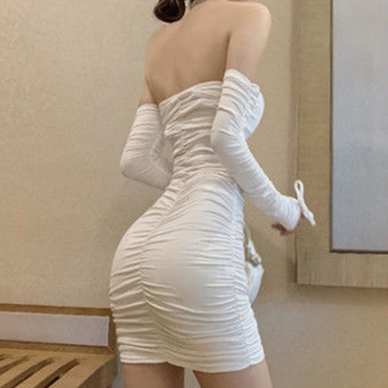 Hanging neck collar clavicle shoulder design sense of heart Hong Kong style tight hip hot girl women's autumn clothing