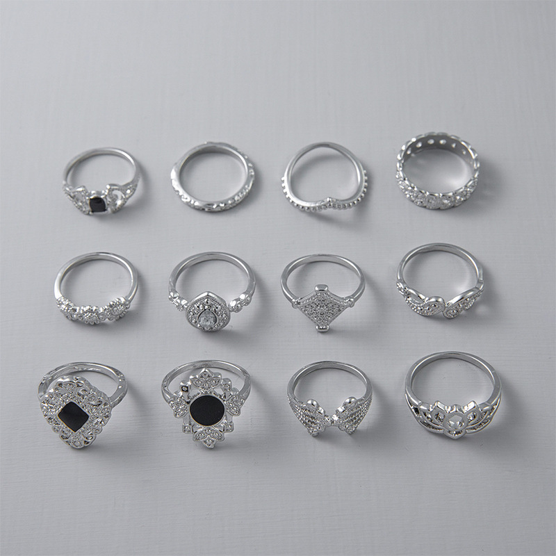 European and American Retro Ring 2022 New Design Sense Niche Do Old Hollow Sunflower Lotus Ring Set Combination