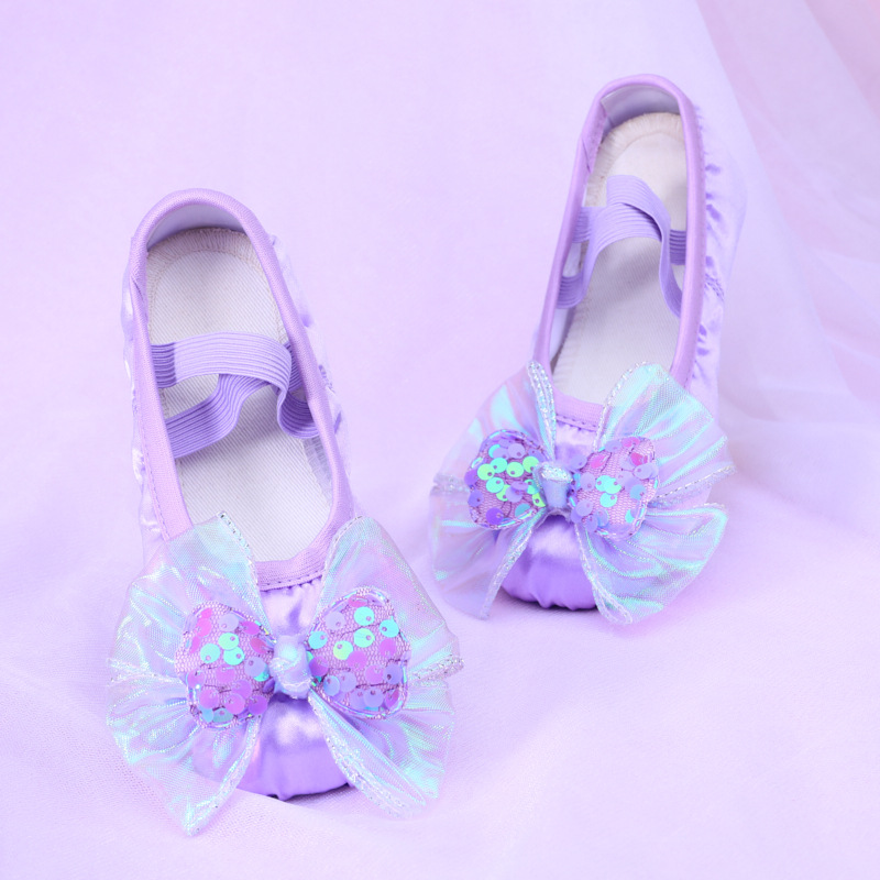 Girls Dance Shoes Soft Sole Children's Ballet Shoes Dancing Shoes Cute Stage Performance Cat Claw Shoes Bow 8030