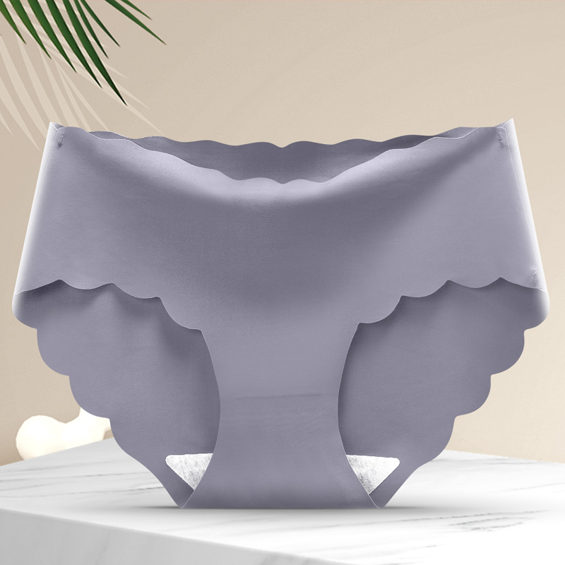 Picture of Explosions ice silk seamless one-piece panties ladies comfortable mid-waist cotton crotch girls' briefs plus size manufacturers