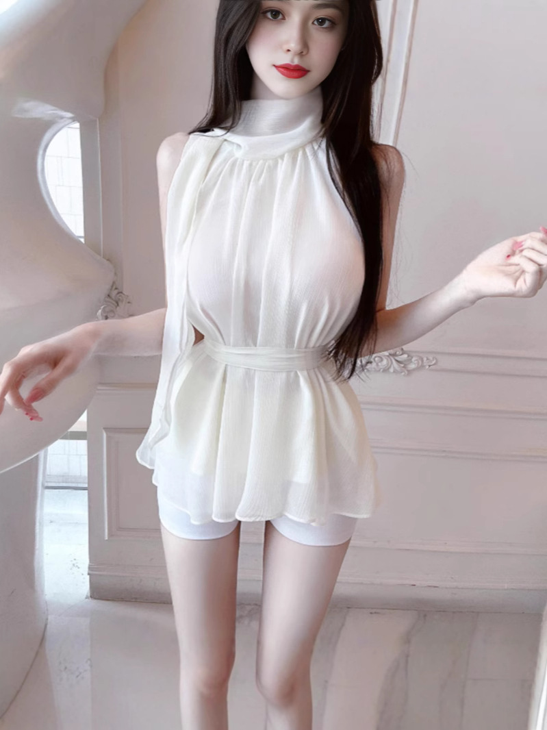 South Korea's Dongdaemun Spring and Summer New Style, Age-Reducing, Pure Desire, High-End, Slimming Look, Halter-Neck, Waist-Cinching Chiffon T-Shirt