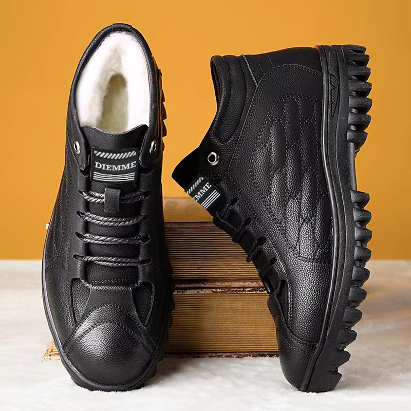2023 Winter cotton shoes fleece-lined thick warm leather shoes British style soft bottom casual snow boots men's single cotton same style