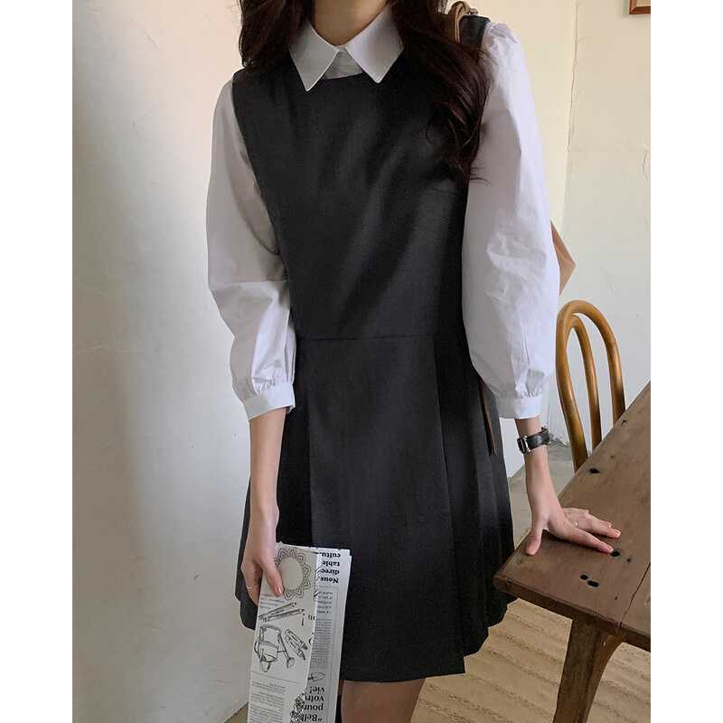 South Korea autumn age-reducing pleated vest dress