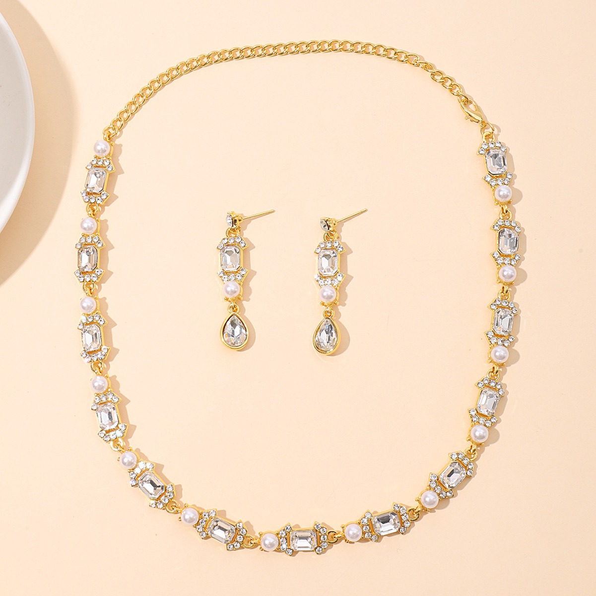 Exquisite Light Luxury Simple Anti-gem Diamond Drop Earrings Women's Fashion Elegant Earrings Necklace Personalized Two-piece Set