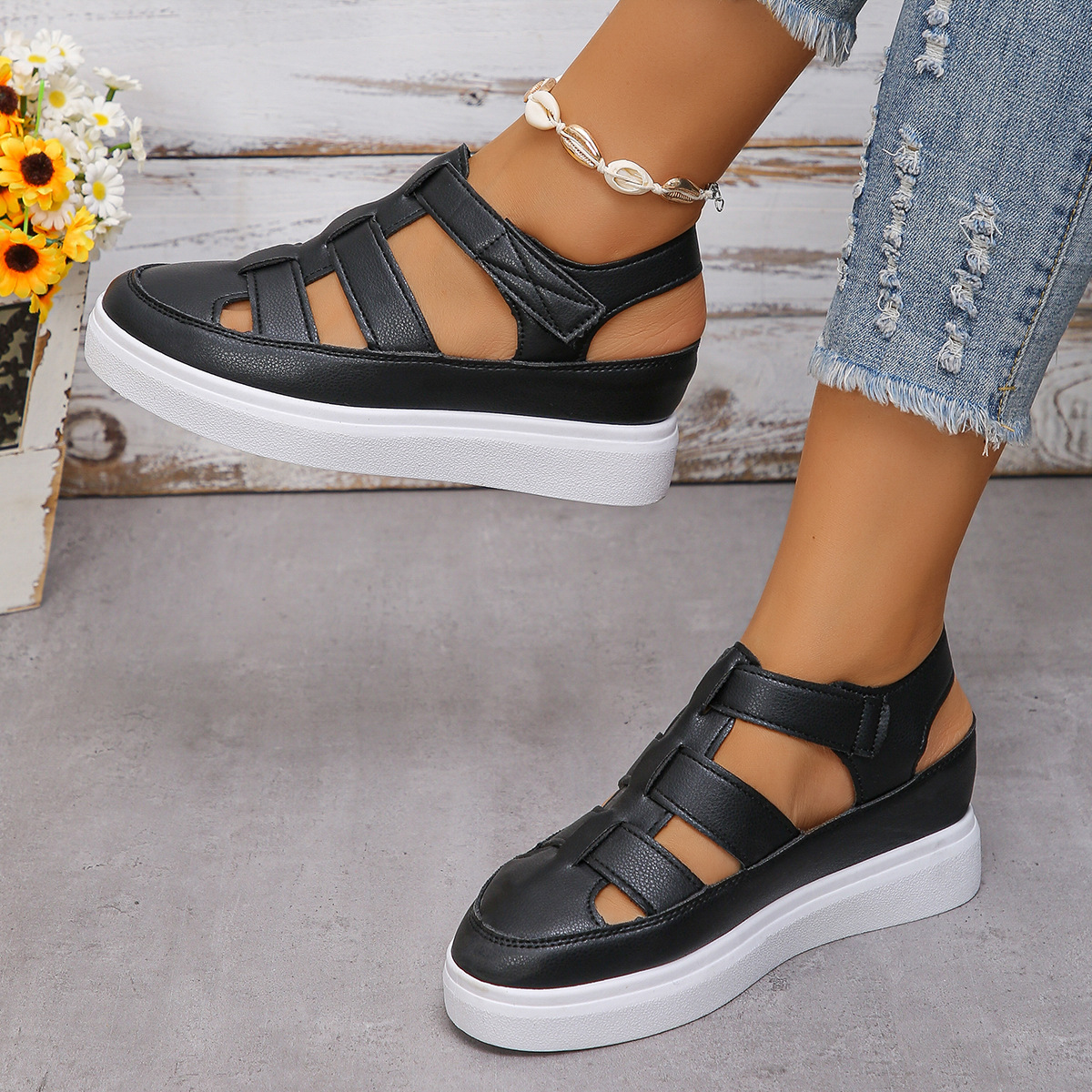 Hollow-out Casual Sandals Women's Outer Wear 2024 Summer New All-match Thin Platform Thick Sole Height-increasing Women's Shoes