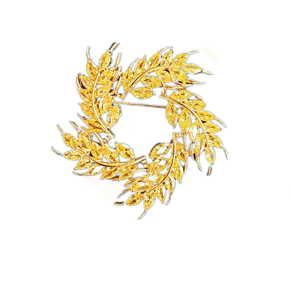 Picture of Internet Celebrant Hot-selling Wheat Ear Brooch Design Niche Inlaid Zircon All-match Luxury Women's Accessories Fashion in stock