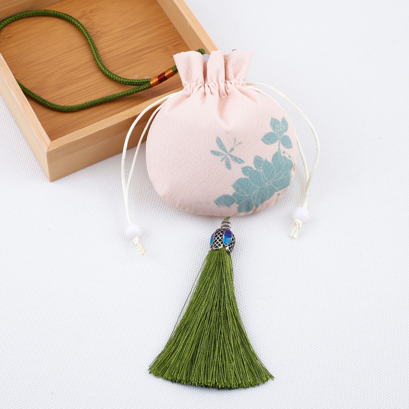 Picture of Qinggeng Dragon Boat Festival sachet empty bag antique embroidery printing purse portable decorative pendant sachet Hanfu sachet