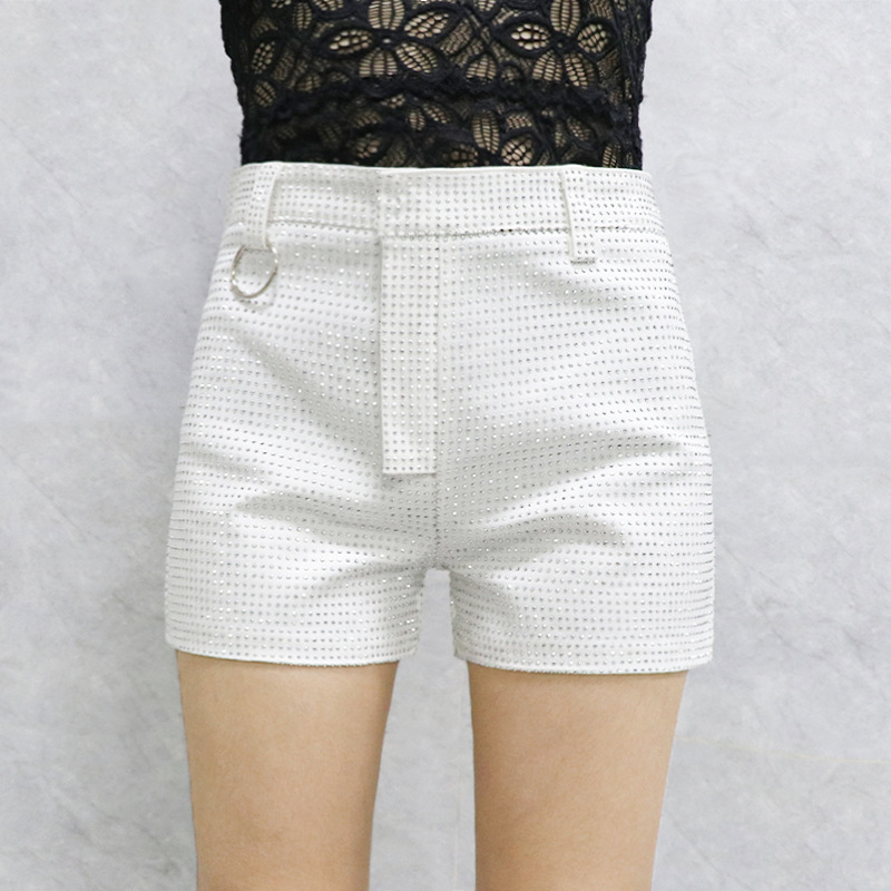 Picture of Full Diamond Shorts Women's Korean-style Celebrity Fragrant Style Fashionable Age-reducing Dopamine Color High-waist Slim-fit Slimming Outer Wear in stock