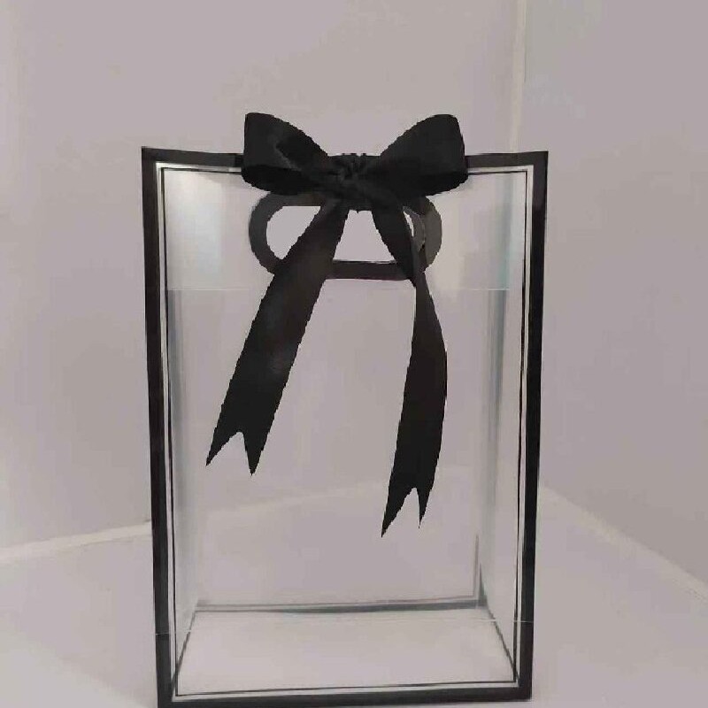 Picture of Thickened Transparent Handbag PP Plastic Bag Celebration Flower Packaging Bag Accompanying Gift High-Level Valentine's Day Gift Bag