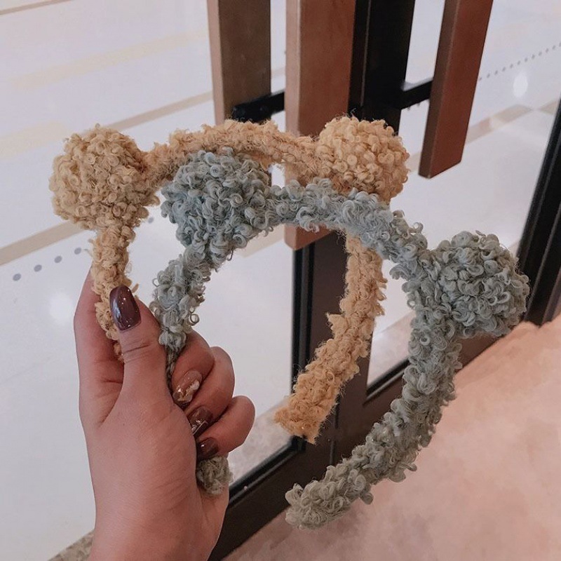 South Korea sells cute lamb hair bear ears ball hairband autumn and winter plush headband hairband hairpin hair accessories