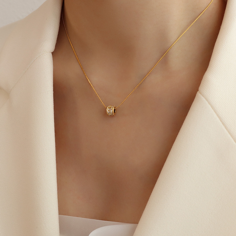 French Cross-border Light Luxury Diamond Geometric Simple Earrings Titanium Steel Plated 18K Gold All-match Necklace suit Jewelry Women