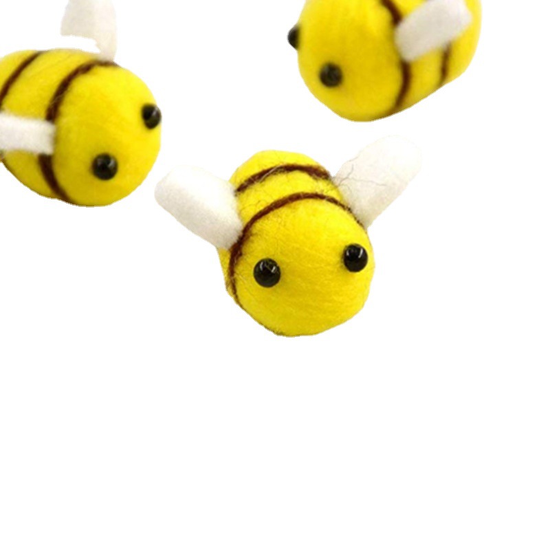 Picture of Cross-border wool felt Bee finished clothes hat headband decoration accessories wool felt pokes small animals