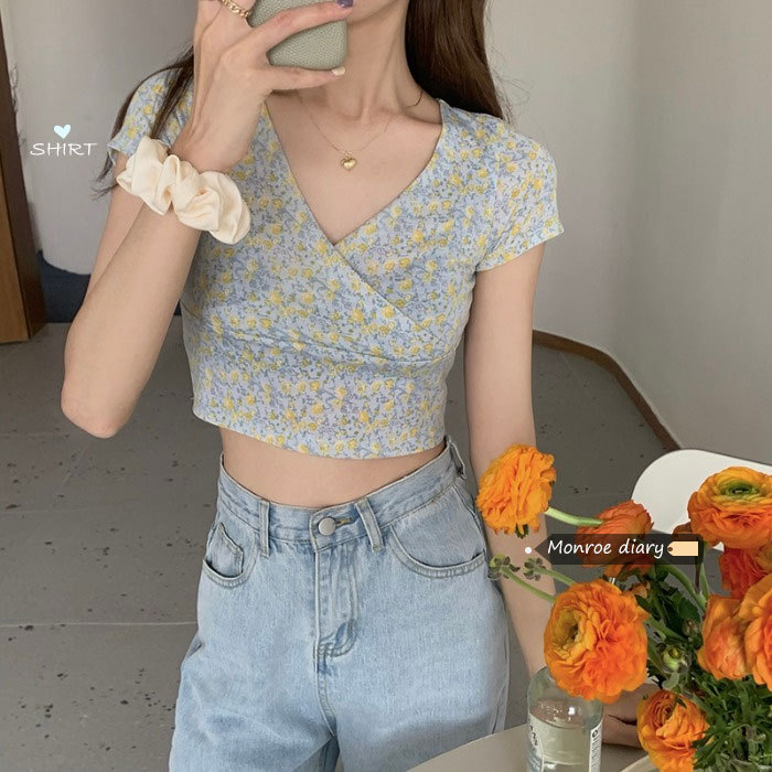 Floral T-Shirt Women's Design Slim Short-Sleeved 2025 Summer Korean Style V-Neck Short High-Waisted Navel-Baring Sexy Top for Women