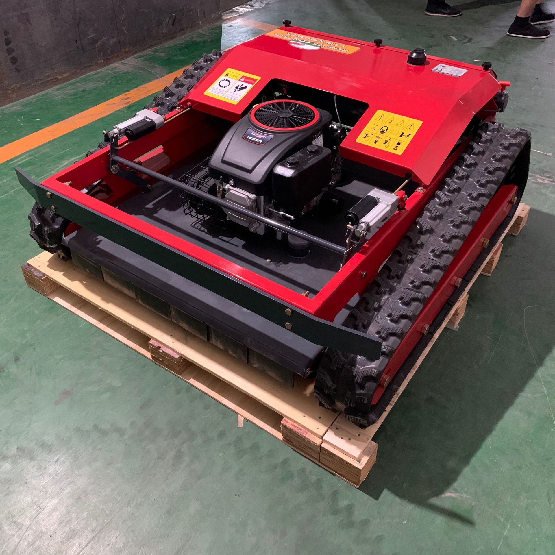 Crawler Multifunctional Remote Control Smart Lawn Mower 55Cm75Cm80Cm90Cm100Cm120Cm Lawn Mower
