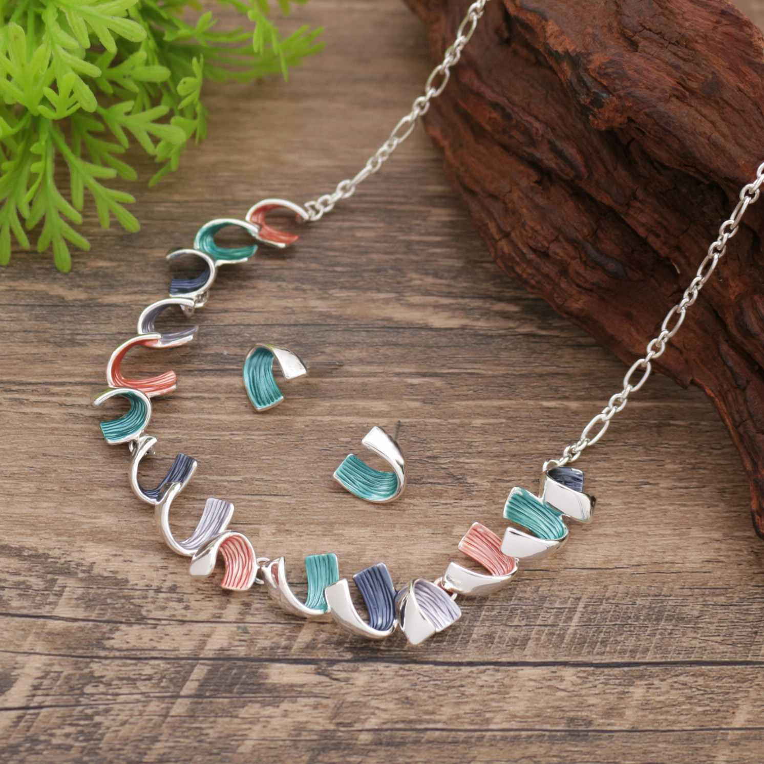 Picture of Cross-border New Enamel Geometric Earrings Necklace suit Women Fashion High-end Irregular Spiral Necklace