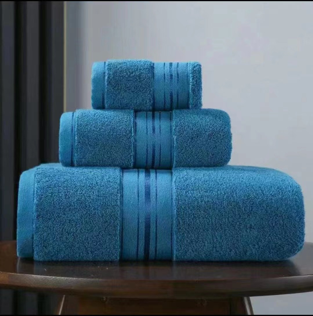 Picture of Cotton Thickened Large 70*150 Adult Large Towel Tube Top Bath Towel Soft Absorbent Men's Hotel Bath Face Towel