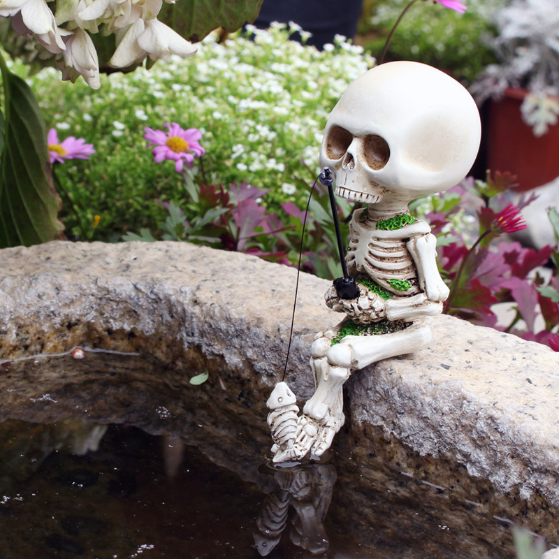 Cross-Border New Skull Fishing Resin Crafts Ornaments Halloween Micro Landscape Decorations Wholesale Flower Pot Ornaments