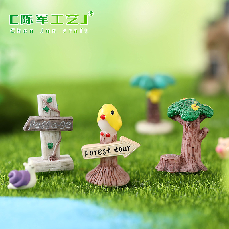 Picture of Moss micro landscape decoration ZAKKA grocery Simulation Guide Board station board four tree pile guide board
