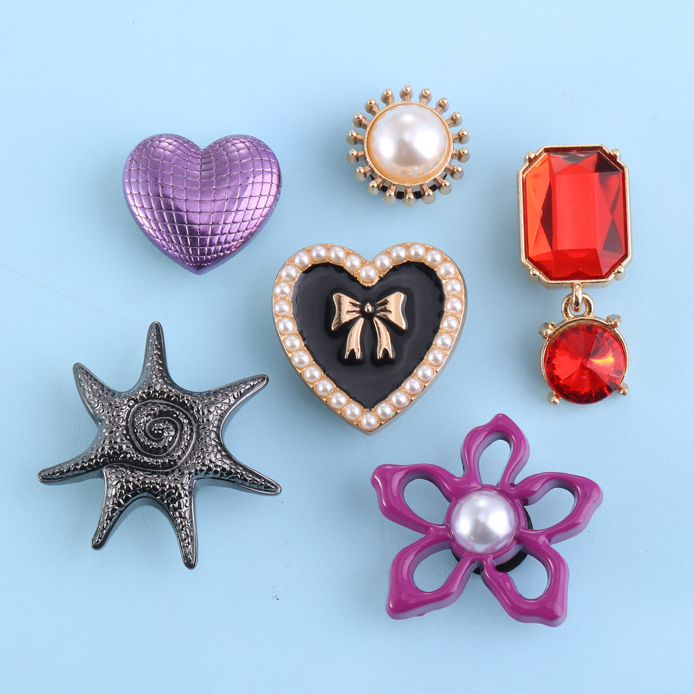 New garden hole shoes decorative buckle accessories gold gemstone metal shoe flower love bow on hardware accessories