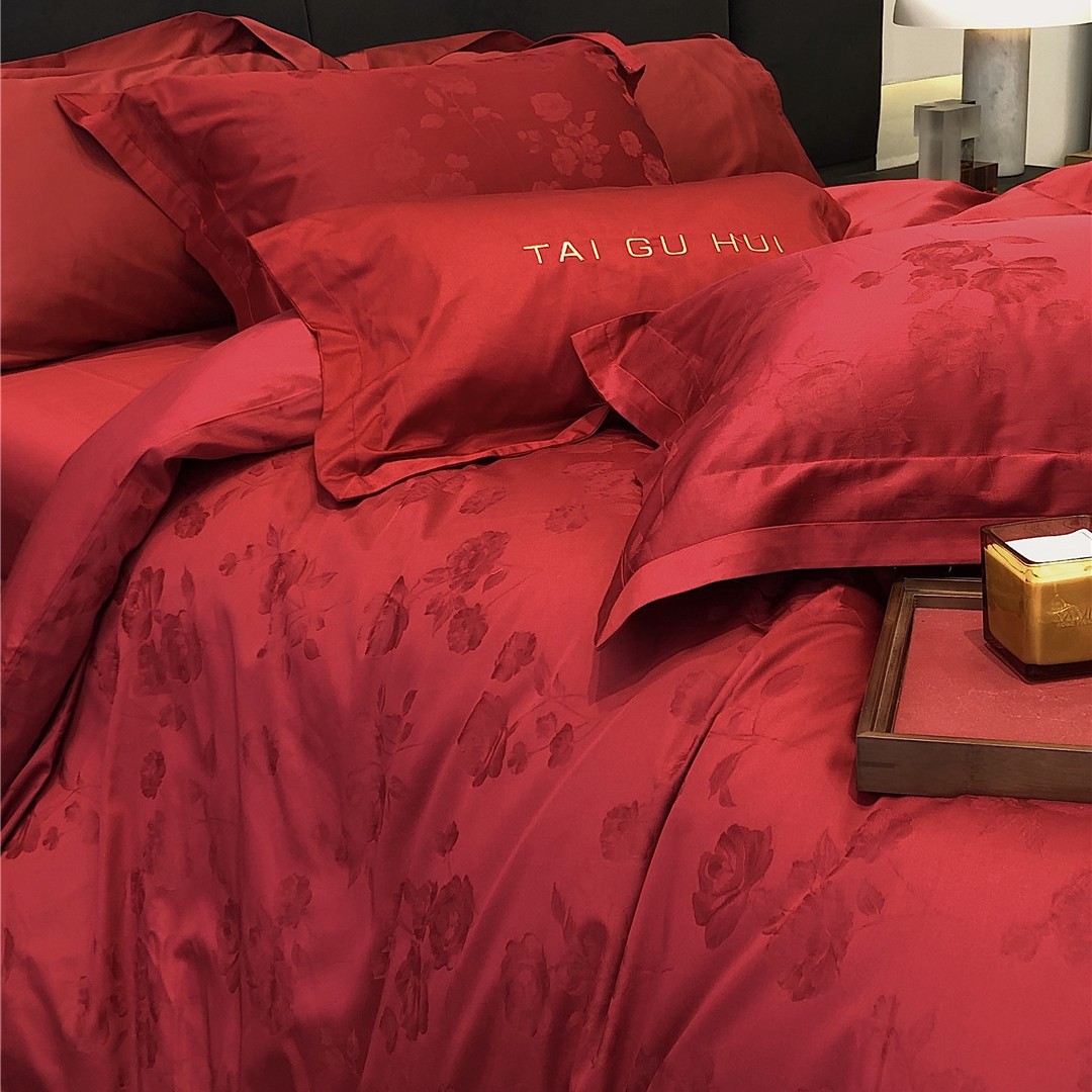 Picture of French flower wedding red cotton long-staple cotton four-piece set high-end dowry housewarming festive bedding home textile