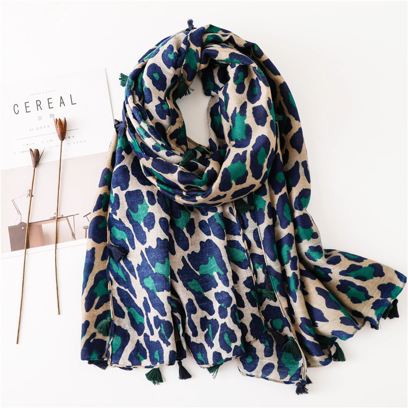 Spring and Autumn Winter European and American Scarf Cotton and Linen Scarf Dual-use Classic Blue Leopard Long Scarf for Women
