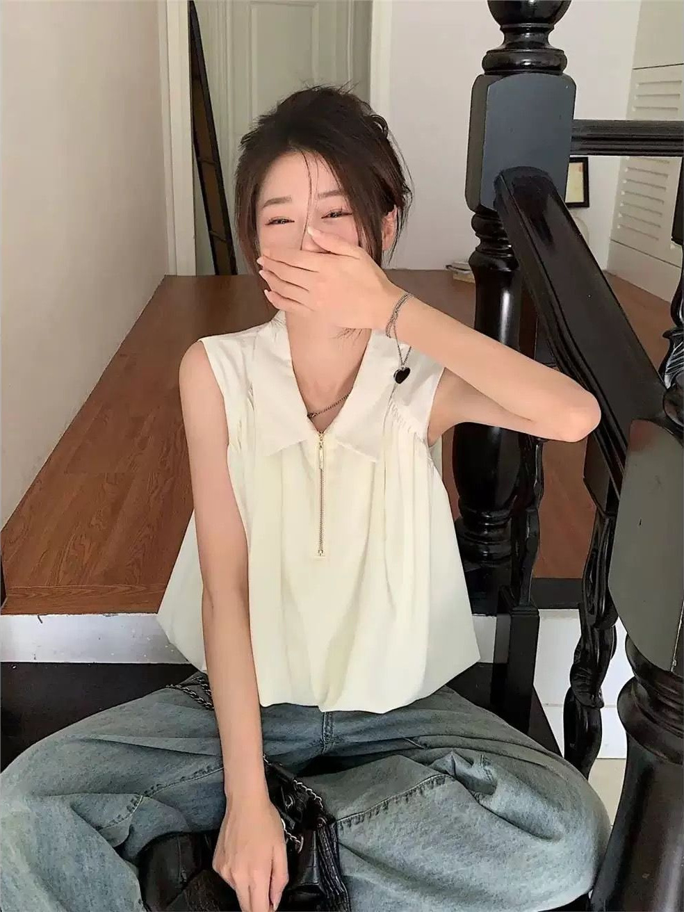 French White Sleeveless Half-Zip Vest Shirt for Women 2025 Summer New High-End Short Shirt Top