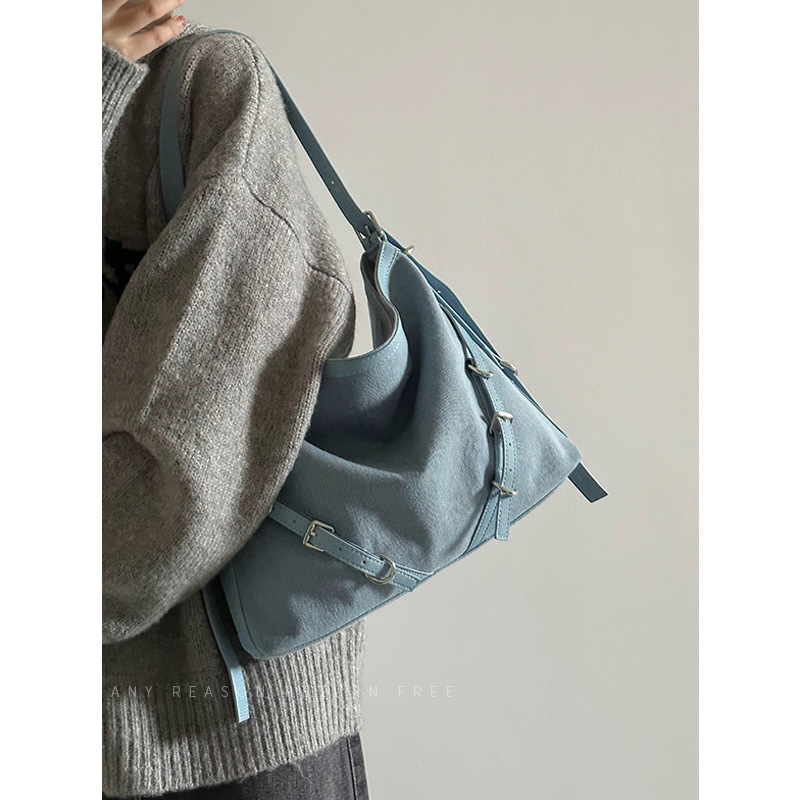 Picture of Denim large capacity tote bag for women 2023 new niche design underarm commuter all-match shoulder messenger bag