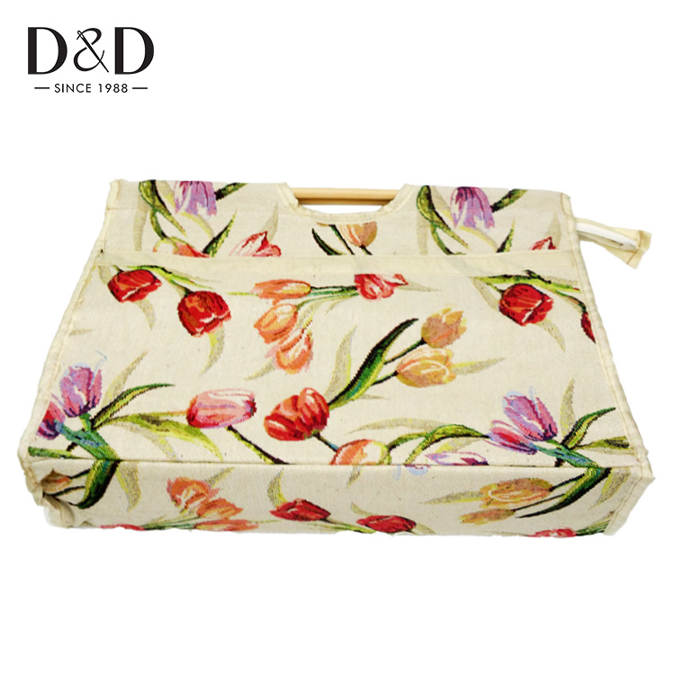 Picture of Cross-Border New Product Knitting Needle Bag Storage Bag with Wooden Handle, European-Style Jacquard Fabric Suitable for Knitting Sweaters, Yarn Balls, and Needlework