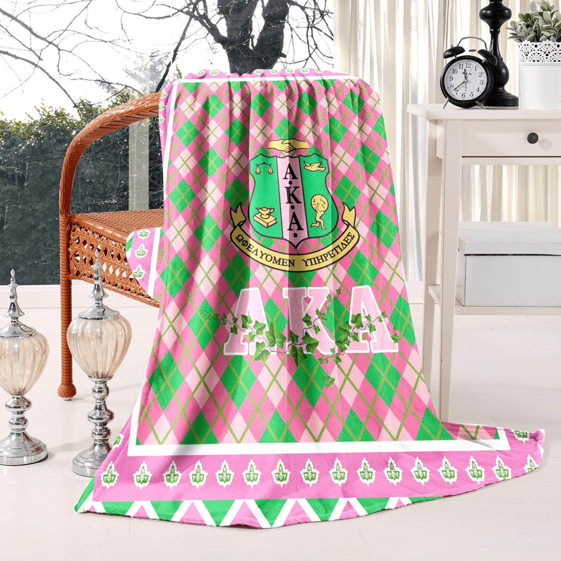 Picture of Cross Border AKA Girl Blanket Sorority Gift Soft Flannel Blanket Sisterhood Blanket for Women
