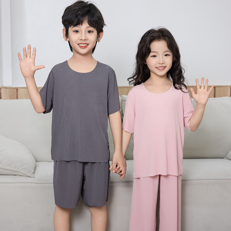Picture of Summer New Style Boys' Short-Sleeved Loose Seamless Ice Silk Home Clothes Children's Two-Piece Set Girls' Pajamas Set Wholesale