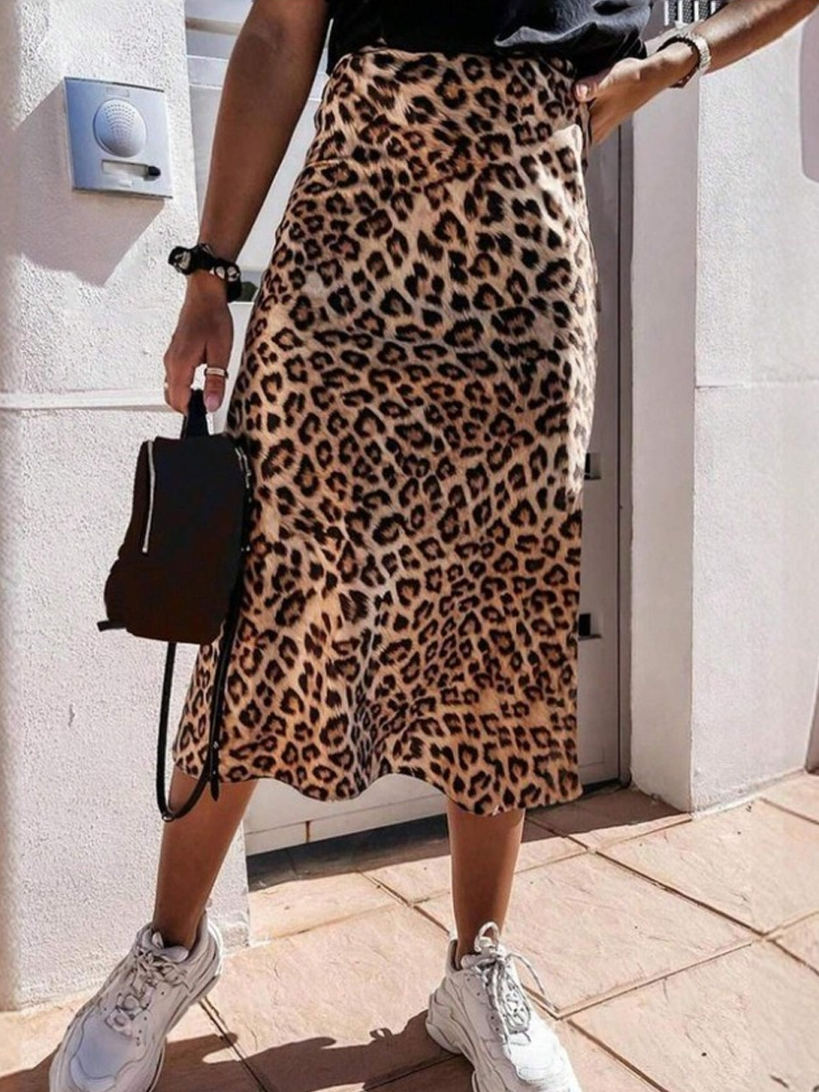 Picture of Cross-Border Women's Satin Skirt Spring and Summer New Sexy Leopard Print Amazon Imitation Silk Printed Long Skirt