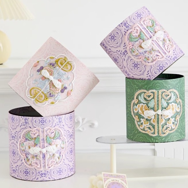 Chinese-Style Embroidered Hug Bucket New Chinese-Style Flower Gift Box Bouquet Flower Arrangement Bucket DIY Packaging Box Valentine's Day Flower Box