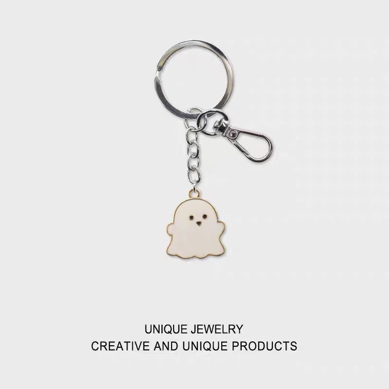 White Ghost Keychain Simple Cartoon Accessories Men and Women Schoolbag Key Ring Couple Hanging Black Wholesale