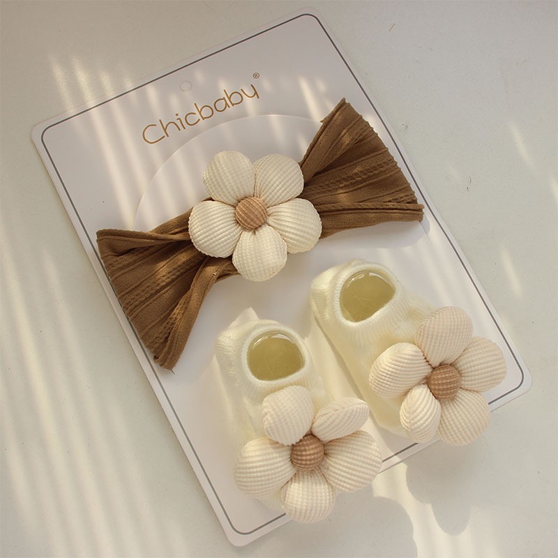Picture of Cross-border Cute Flower Newborn Baby Fetal Cap Newborn Baby Girl Socks Spring Autumn Summer Hat 0-12 Months