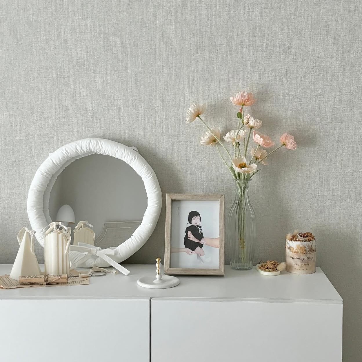 Korean-style Niche Shaped Decorative Mirror Designer Creative Wall Hanging Cotton Fabric Mirror Simple Solid Color Home